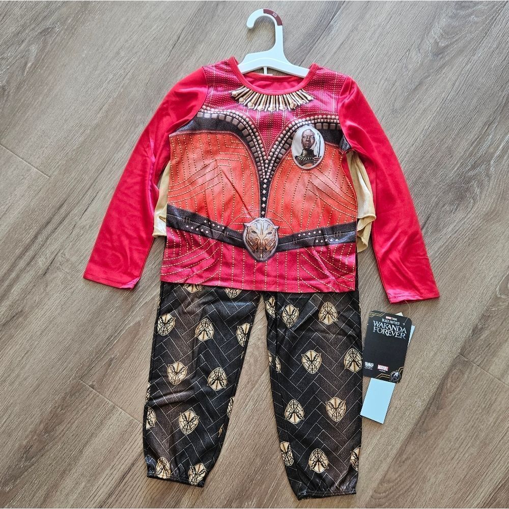 Marvel Black Panther Wakanda Forever Red Black and Gold Kids Superhero Set XS - Picture 4 of 14